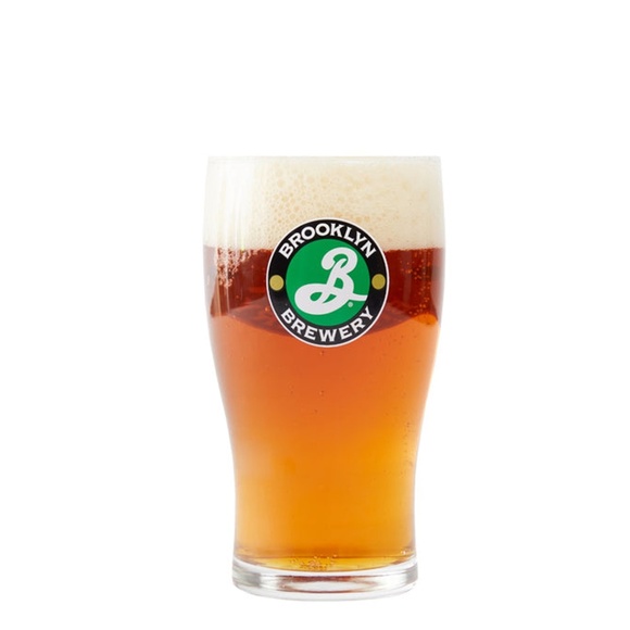 Brooklyn Brewery Classic Tulip Pint Glass for Craft Beer Lovers - Picture 3 of 4